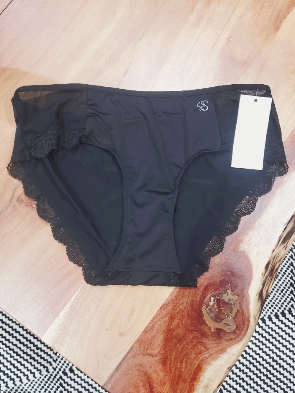 Silky JESSICA SIMPSON Lace + Satin Black Panty